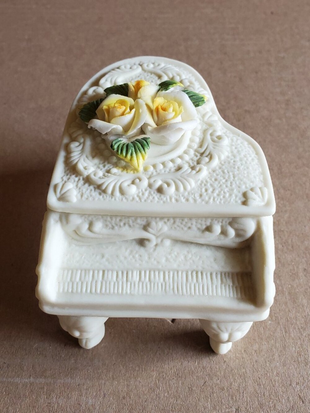 Floral Piano Jewelry Trinket Box w/Lid Small Ivory Ceramic Green & Yellow Roses